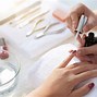 Mức Lương Làm Nail Ở Anh Quốc 2024 Là Gì